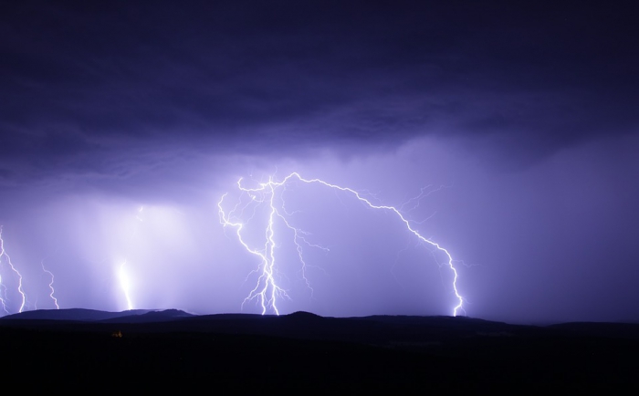 Ostrzeżenie meteorologiczne o burzach z gradem